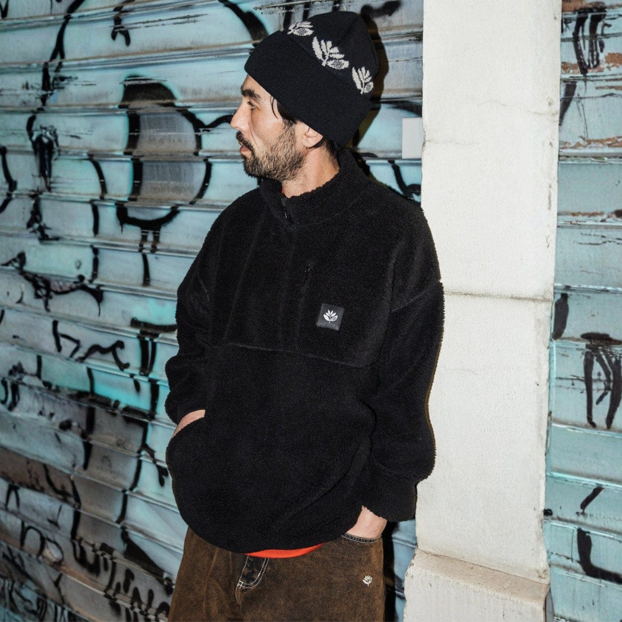 Magenta Skateboards Meru Highneck Sherpa | Black - Image 3