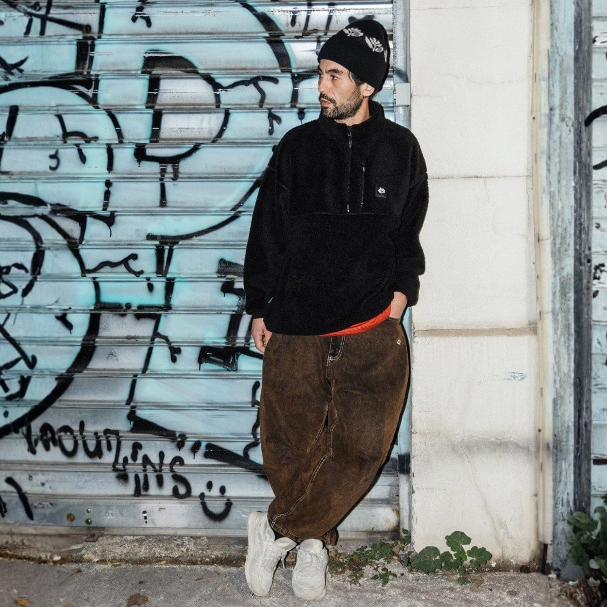 Magenta Skateboards Meru Highneck Sherpa | Black - Image 4